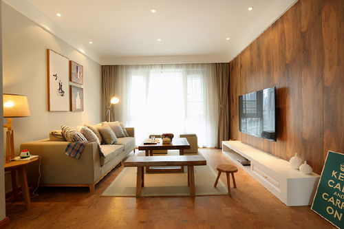 暖色系演繹溫馨美學，90㎡小家電視墻設計獲贊無數